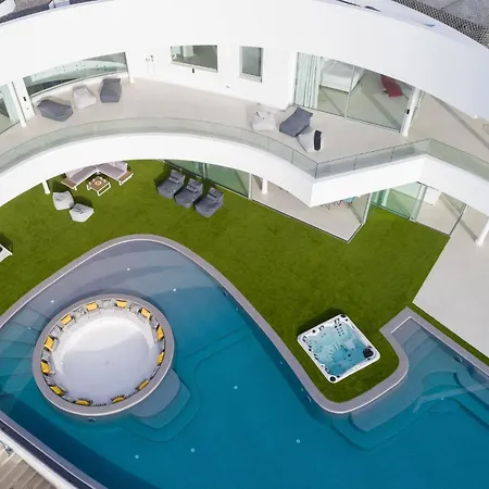 Villa Aurelia Βίλα *
